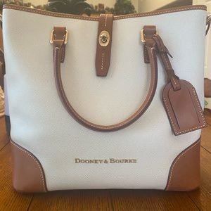 Dooney & Bourke | Large Purse | Off White NWOT